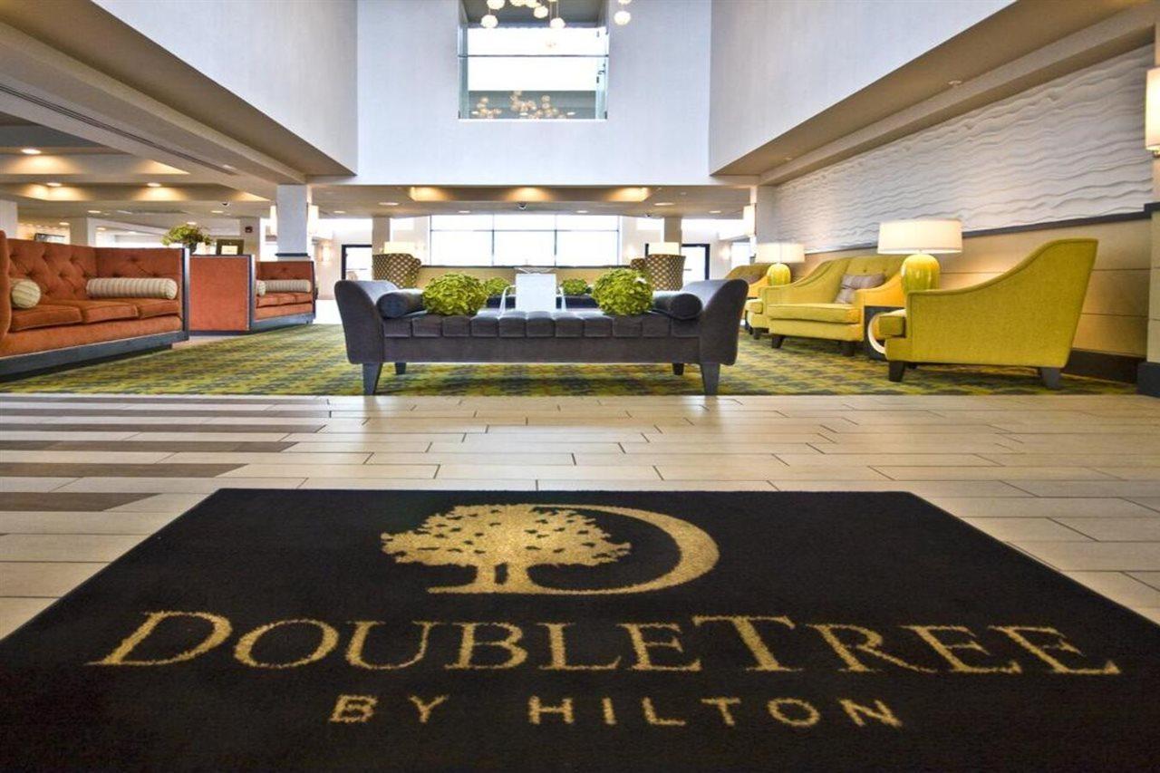 Doubletree Suites By Hilton Hotel Huntsville South Εξωτερικό φωτογραφία