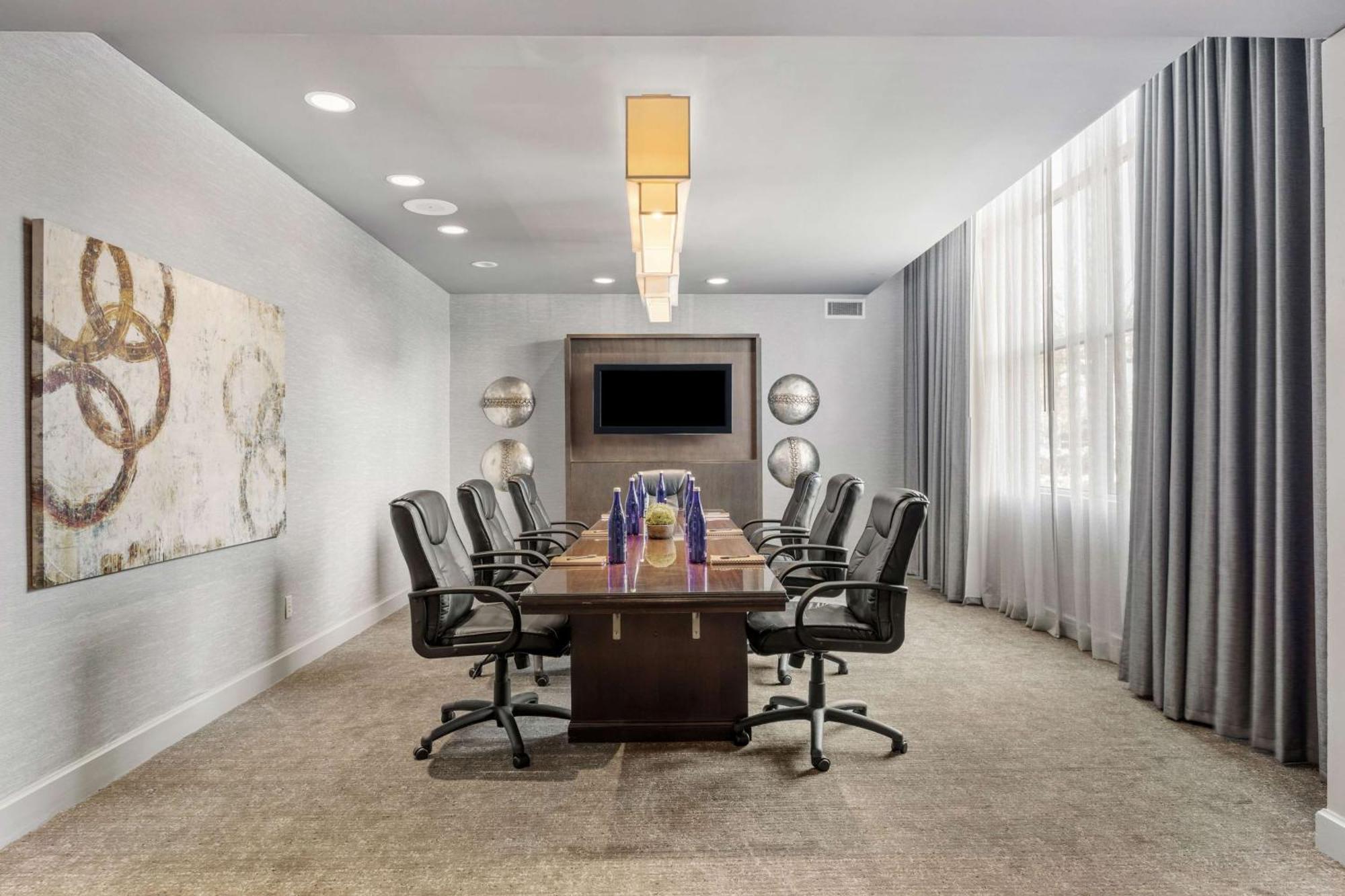 Doubletree Suites By Hilton Hotel Huntsville South Εξωτερικό φωτογραφία